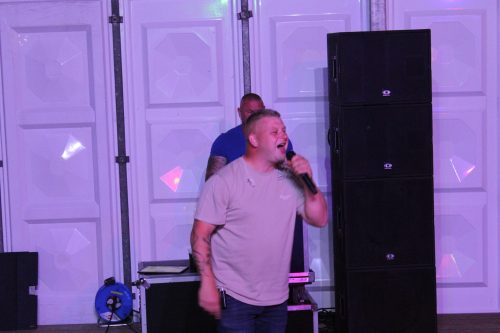 Kermiskantine: Darten, Puzzelen en Borrelen